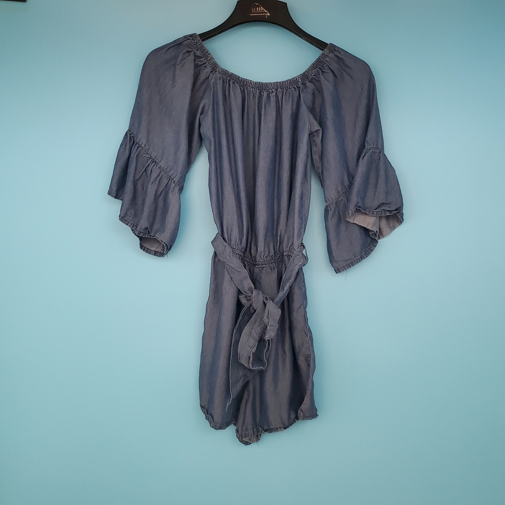 RD Style Romper Size Small Chambray
